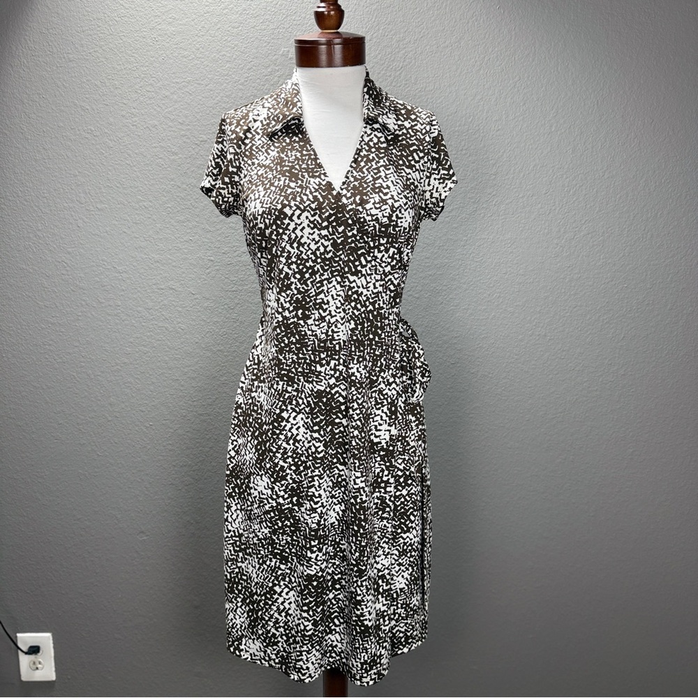 Ann Taylor Brown White Wrap Dress Point Collar Short Sleeves Sz 6 Midi Business